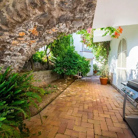 Hotel apartamentowy Ischia La Sentinella *